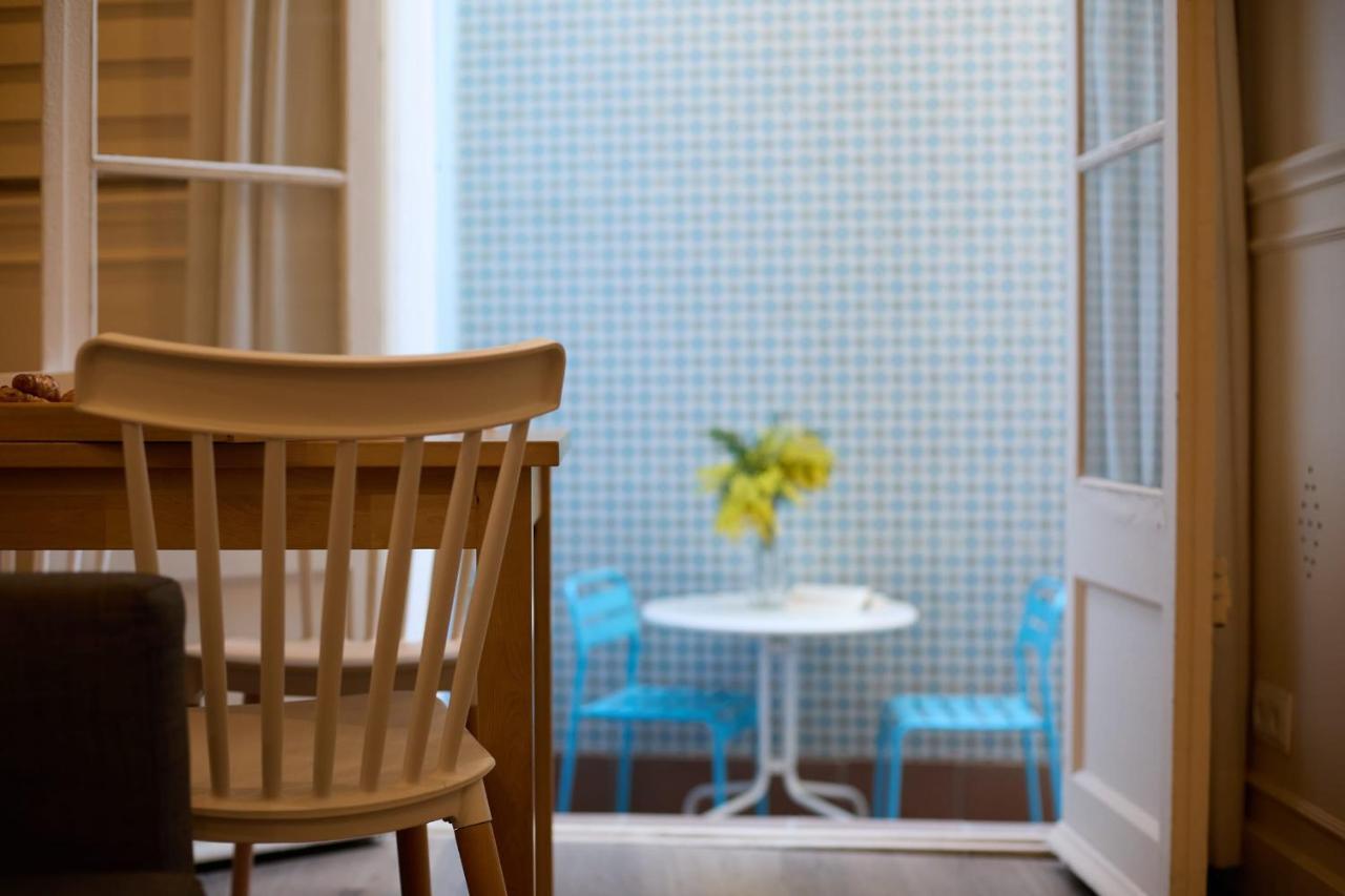 Апартаменти Casa Cosi - Patio 2 Барселона Екстер'єр фото
